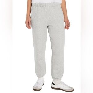 ✨ GAP Women’s Jogger Sweatpants ✨
NWT